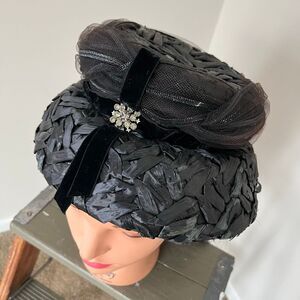 VTG 50s Black Straw Kentucky Derby Hat Rhinestone Velvet Tulle Church